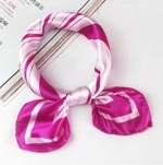 Vintage satin tørklæde; Hvid/lyserød/pink striber 